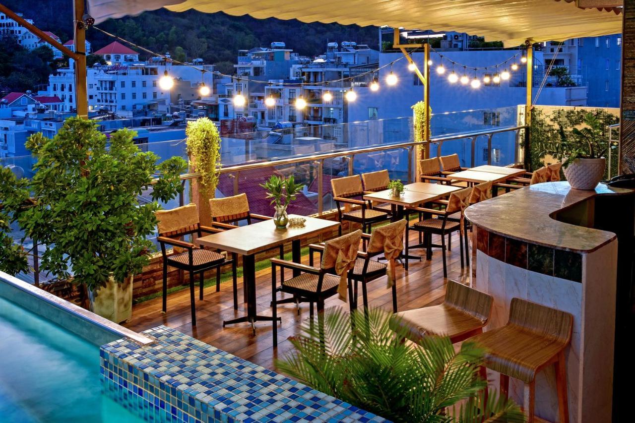 Milan Corner Hotel Вунг Тау Екстериор снимка
